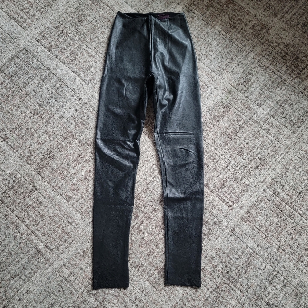 Commando Perfect Control Stretch Faux Leather Leg… - image 4